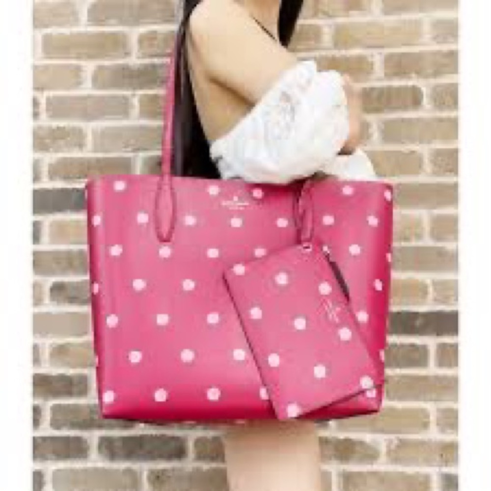 New with tags Kate spade large reversible snail tote